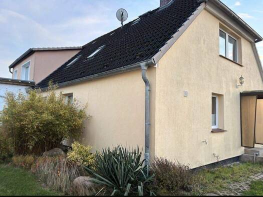 Einfamilienhaus zum Kauf 360.000 € 5 Zimmer 125 m² 635 m² Grundstück frei ab 01.01.2026 Dassow 23942