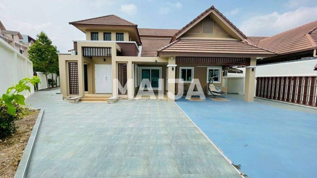 Villa zum Kauf 204.600 € 4 Zimmer 180 m² Pornprapanimit Rd, Sirisa 16 (Soi Siam) Pattaya 20150