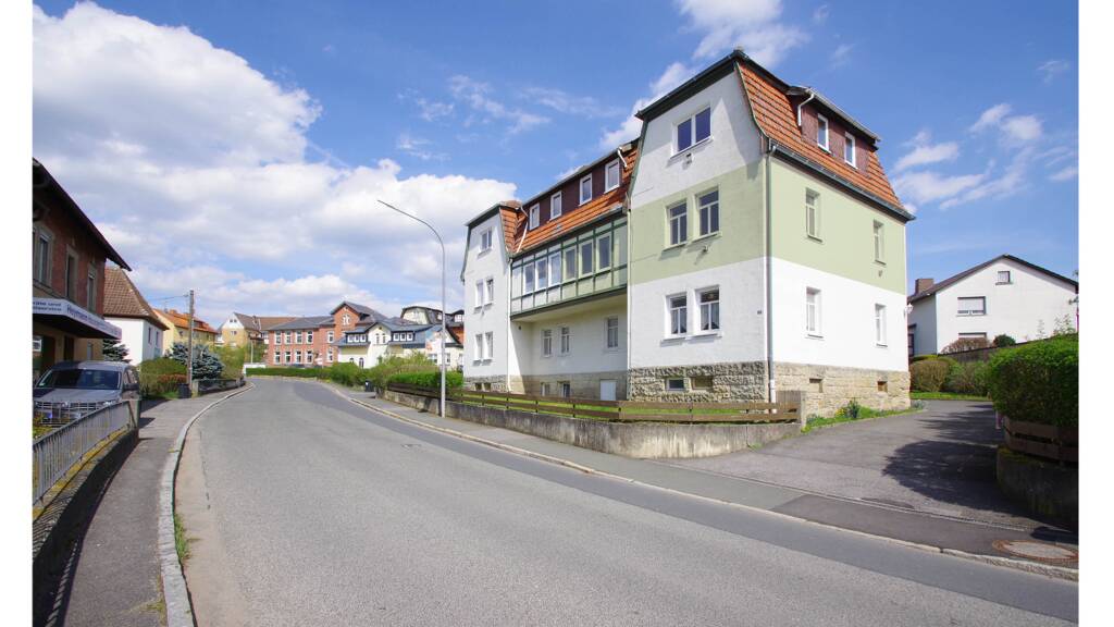 Wohnung zum Kauf 99.900 € 2 Zimmer 66 m² 1. Geschoss frei ab sofort Oeslau Rödental 96472