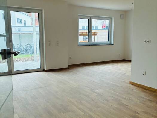 Terrassenwohnung zur Miete 920 € 3 Zimmer 76,8 m² Geschoss EG/3 frei ab 01.01.2026 Betriebsstraße 4 Natternberg Deggendorf 94469
