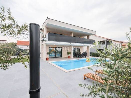 Haus zum Kauf 849.000 € 5 Zimmer 257 m² Vir