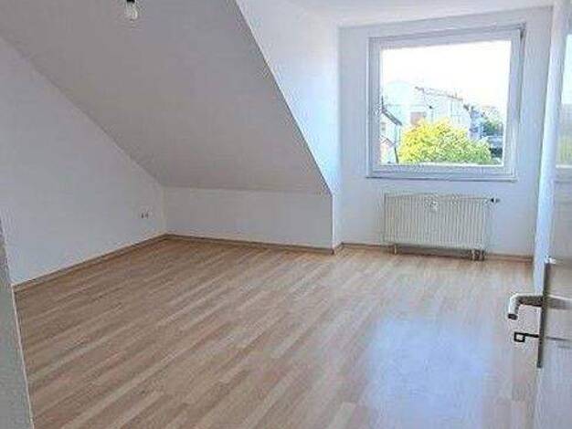 Wohnung zur Miete 750 € 3 Zimmer 80 m² 3. Geschoss Zwenkauer Str. 15 Markranstädt 04420