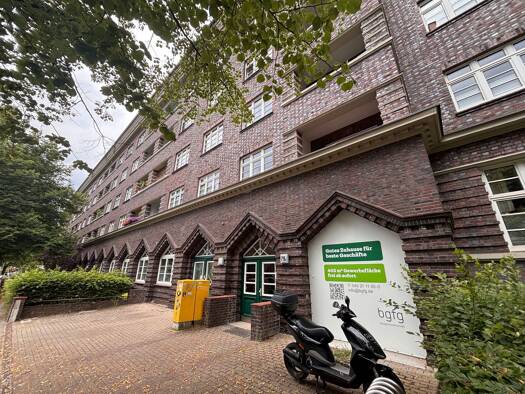 Büro zur Miete provisionsfrei 15 € 403 m² Bürofläche Hellbrookstraße 79 Barmbek-Nord Hamburg 22305