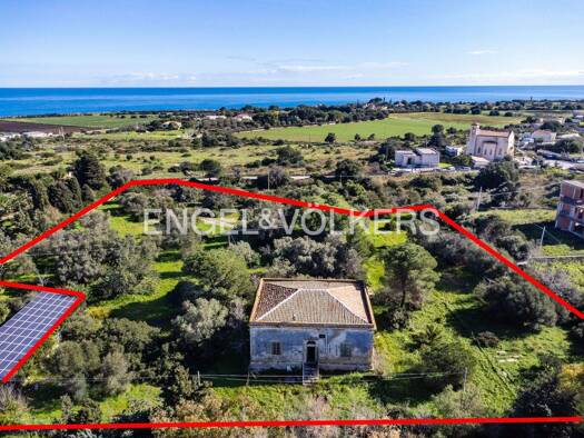 Villa zum Kauf 660.000 € 4 Zimmer 280 m² 8.000 m² Grundstück frei ab sofort Via Isola 18 Siracusa 96100