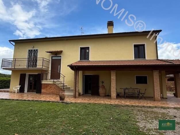 Grundstück zum Kauf 1.050.000 € 200.000 m² Grundstück Grosseto 58100