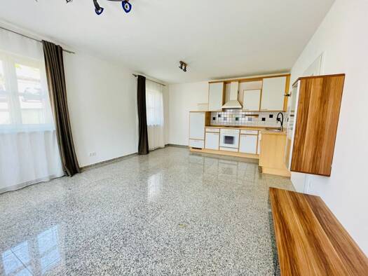 Wohnung zur Miete 500 € 2,5 Zimmer 47 m² frei ab sofort Obere Stadtmauerstraße Gräfenberg 91322