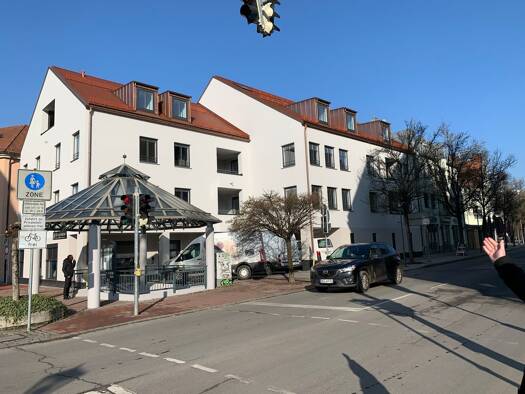 Wohnung zur Miete 770 € 2 Zimmer 60,7 m² Geschoss 1/4 frei ab 01.01.2027 Deggendorf Deggendorf 94469