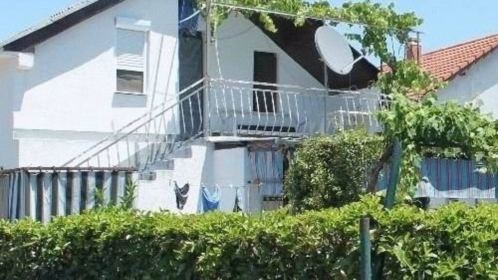 Einfamilienhaus zum Kauf 115.000 € 5 Zimmer 110 m² 200 m² Grundstück Ulcinj 85360