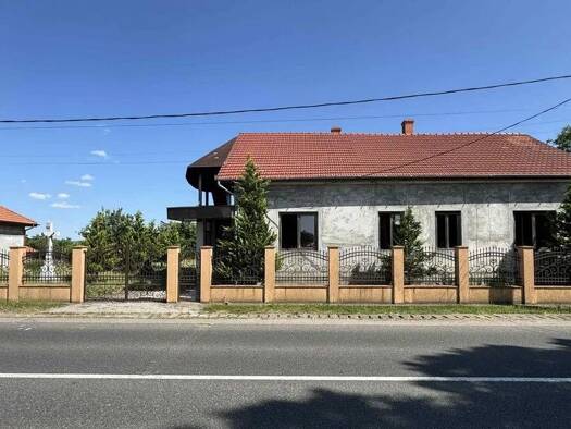 Haus zum Kauf provisionsfrei 83.000 € 5 Zimmer 350 m² 4.500 m² Grundstück frei ab sofort Silberhausen 447046