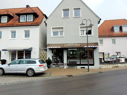 Haus zum Kauf 398.000 € 8 Zimmer 202,7 m² 100 m² Grundstück Adelsdorf 91325