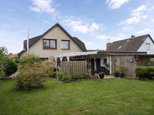 Einfamilienhaus zum Kauf 259.000 € 6 Zimmer 155 m² 751 m² Grundstück Nordhastedt 25785