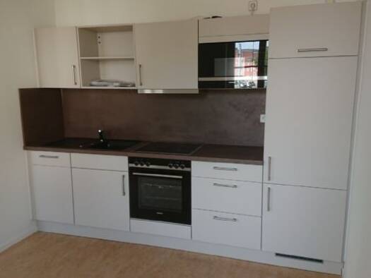 Wohnung zur Miete 497 € 2 Zimmer 69,4 m² EG frei ab 15.12.2025 Fritz-Hesse-Str. 33 Innenstadt Dessau-Roßlau 06844