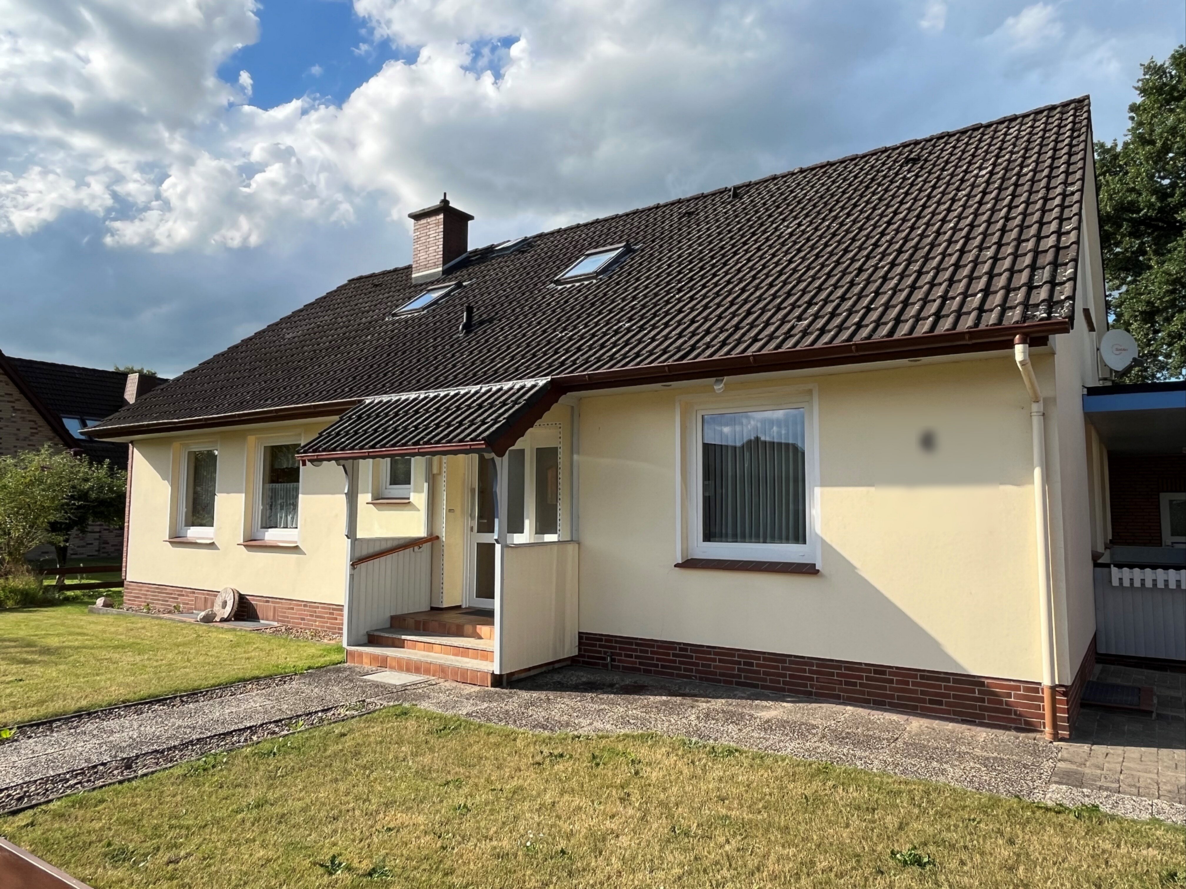 Einfamilienhaus zum Kauf 250.000 € 6 Zimmer 167 m²<br/>Wohnfläche 1.152 m²<br/>Grundstück Beverstedt Beverstedt 27616