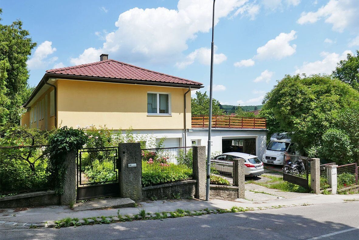 Mehrfamilienhaus zum Kauf 935.000 € 7 Zimmer 182 m²<br/>Wohnfläche 1.662 m²<br/>Grundstück Gablitz 3003