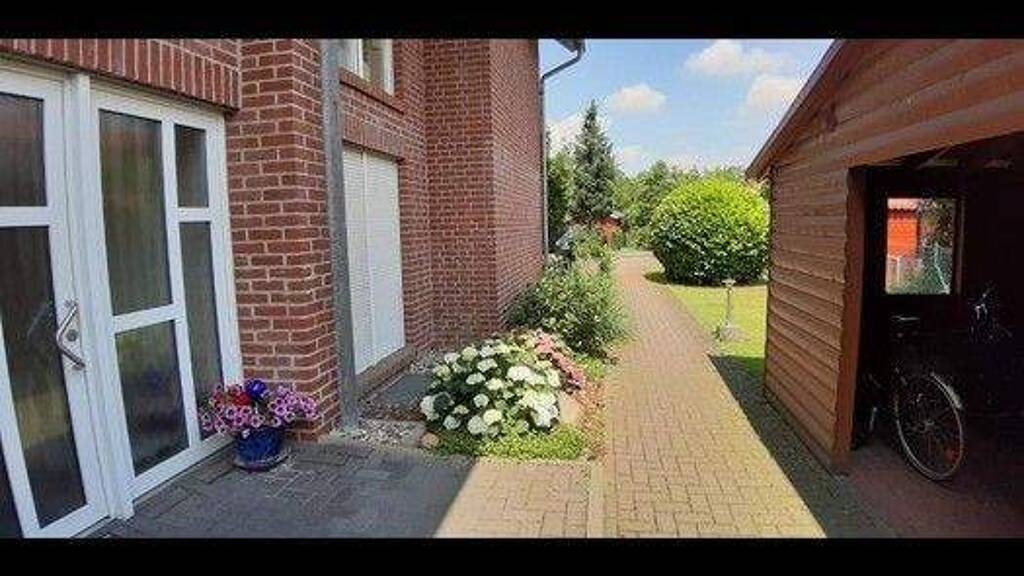 Wohnung zum Kauf provisionsfrei 295.000 € 2 Zimmer 81 m² 2. Geschoss frei ab sofort Luthe Wunstorf / O. T. Luthe 31515