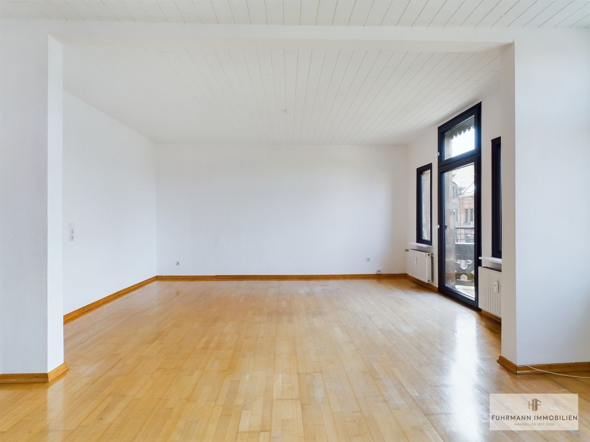 Wohnung zum Kauf 279.000 € 4 Zimmer 111 m²<br/>Wohnfläche 3.<br/>Geschoss Am Staden Saarbrücken 66111