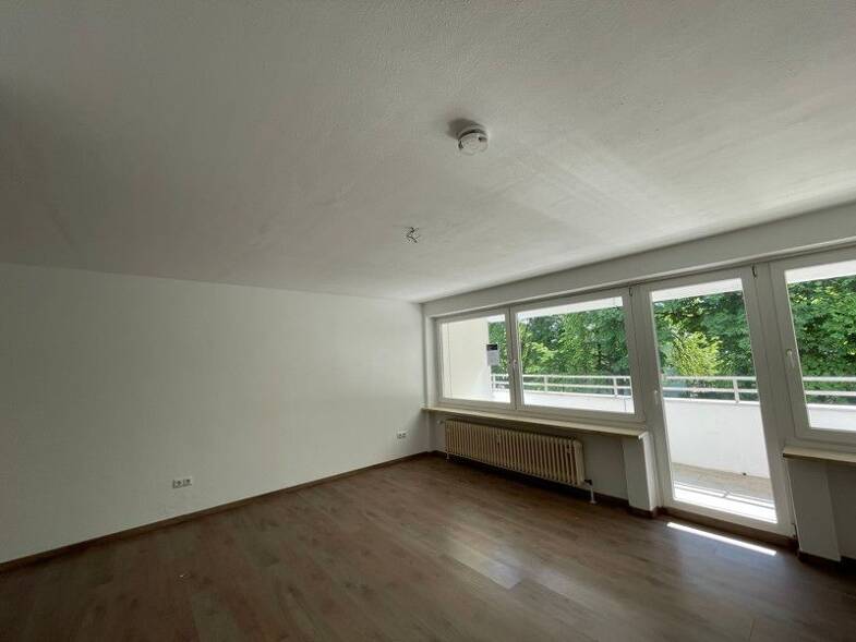 Wohnung zur Miete 989 € 1 Zimmer 43,3 m² 1. Geschoss frei ab 11.07.2025 Burmesterstr. 8 Freimann München 80939