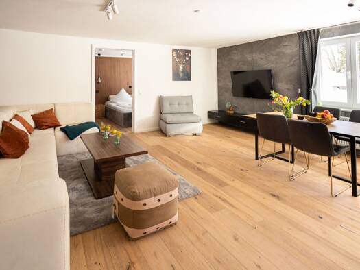 Wohnung zum Kauf 301.050 € 2 Zimmer 73,2 m² EG Hofsgrund Oberried 79254