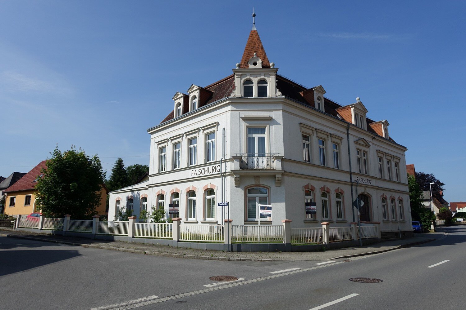 Bürogebäude zum Kauf 590.000 € 710 m²<br/>Bürofläche Großröhrsdorf Großröhrsdorf 01900