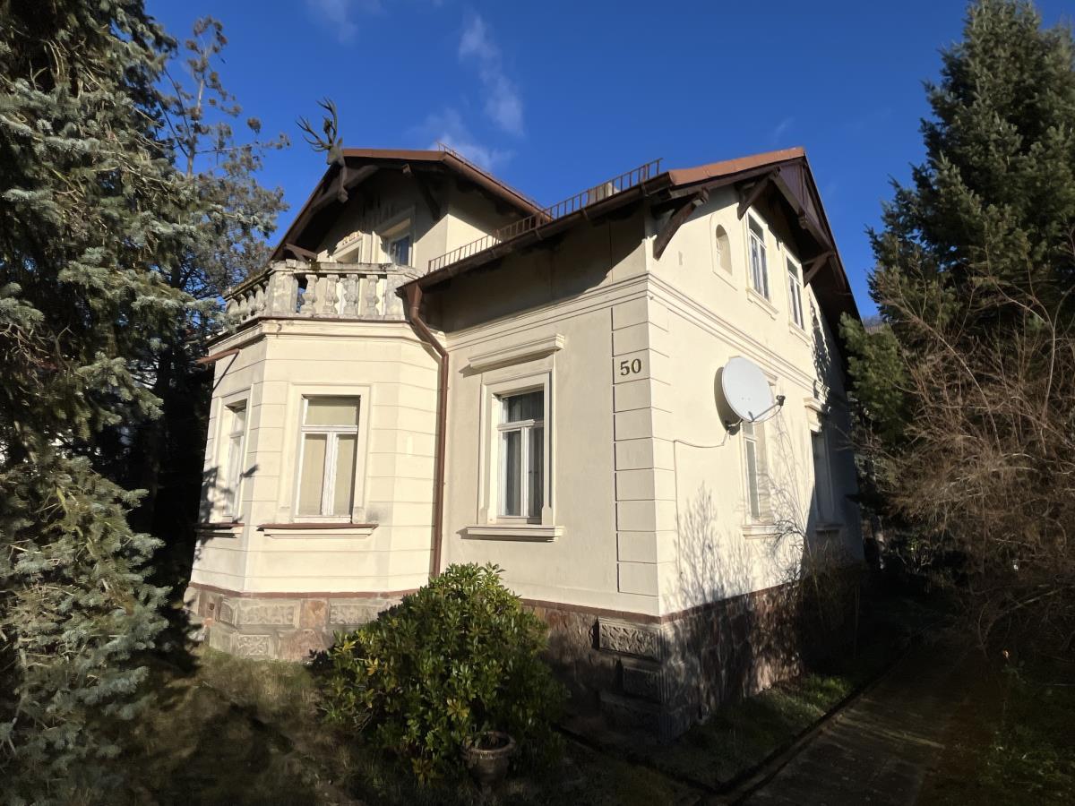 Einfamilienhaus zum Kauf 790.000 € 6 Zimmer 132 m²<br/>Wohnfläche 1.200 m²<br/>Grundstück Radebeul 01445