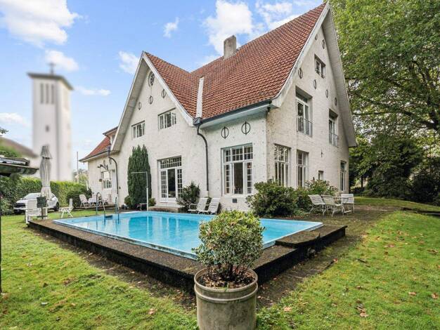 Villa zum Kauf 10 Zimmer 303 m² 2.566 m² Grundstück Borken 46325