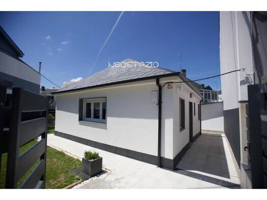 Villa zum Kauf 285.000 € 3 Zimmer 67 m² Lugo 27001