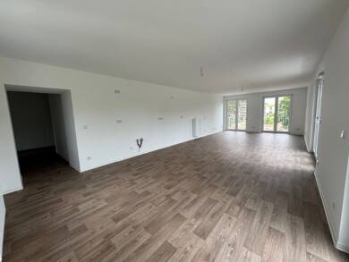 Wohnung zur Miete 1.580 € 4 Zimmer 126,9 m² 3. Geschoss Finsterwalder Str. 11 Brandenburgisches Viertel Eberswalde 16227