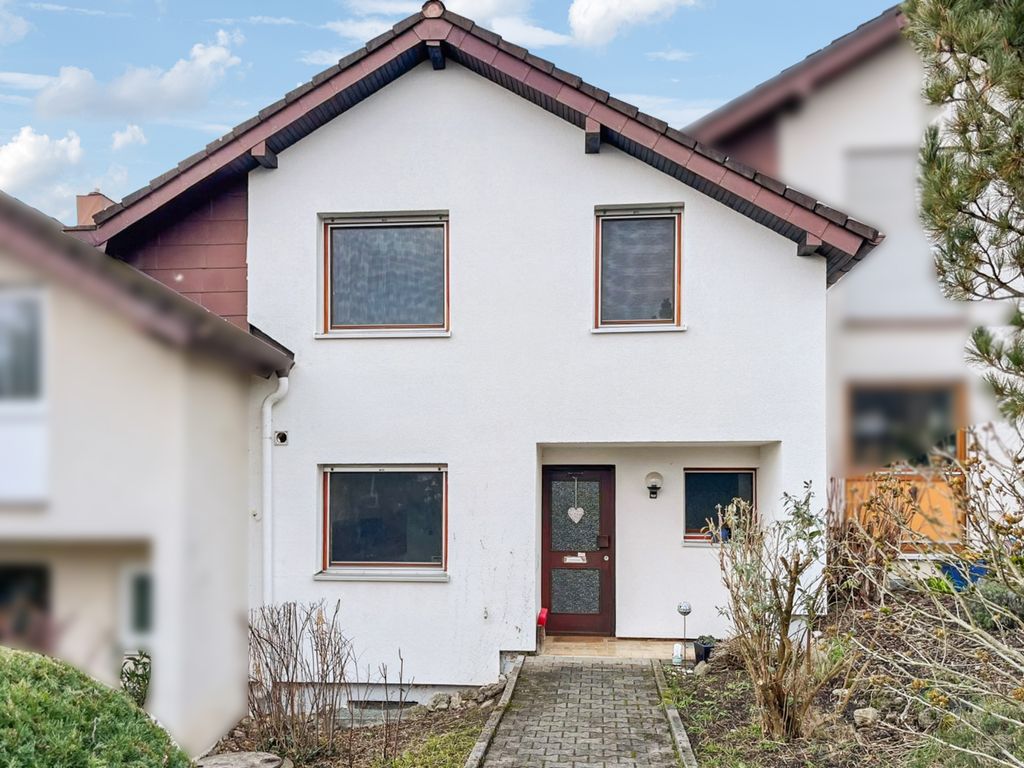 Reihenmittelhaus zum Kauf 365.000 € 4 Zimmer 111,7 m²<br/>Wohnfläche 252 m²<br/>Grundstück Unterrombach nördl. Kirche / Neßlau Aalen 73434