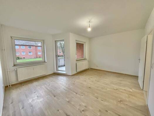 Wohnung zur Miete 449 € 3 Zimmer 72 m² EG Am Bahndamm 26 Sandhorst Aurich 26603