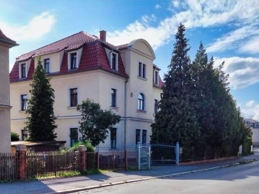 Mehrfamilienhaus zum Kauf als Kapitalanlage geeignet 1.200.000 € 503 m² 1.640 m² Grundstück Radebeul 01445