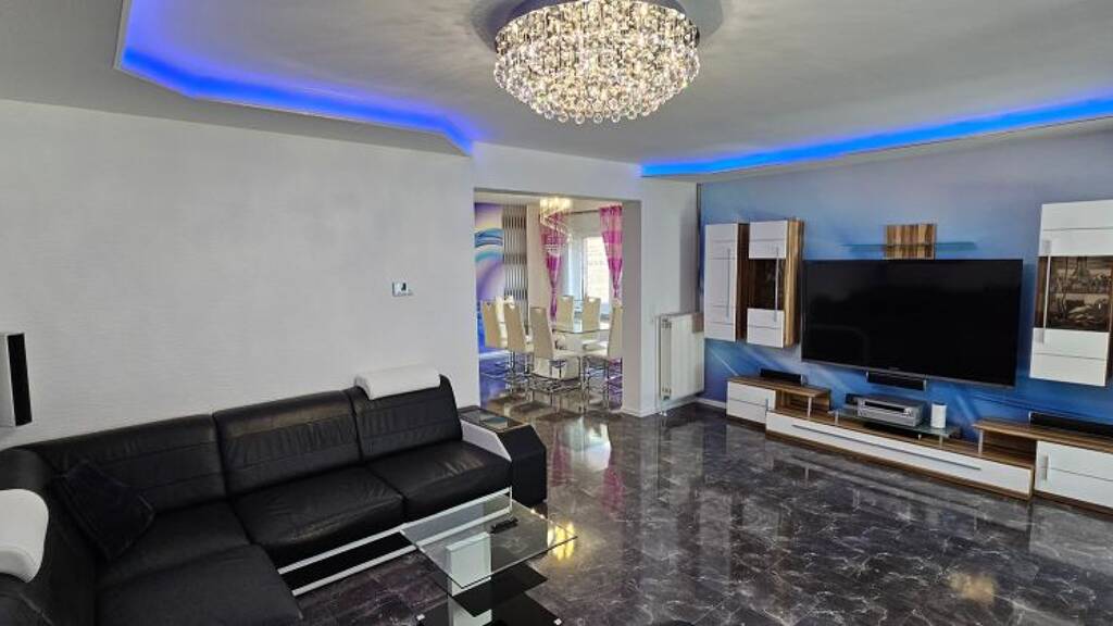 Doppelhaushälfte zum Kauf 747.000 € 9 Zimmer 210 m² 411 m² Grundstück Heisede Sarstedt 31157