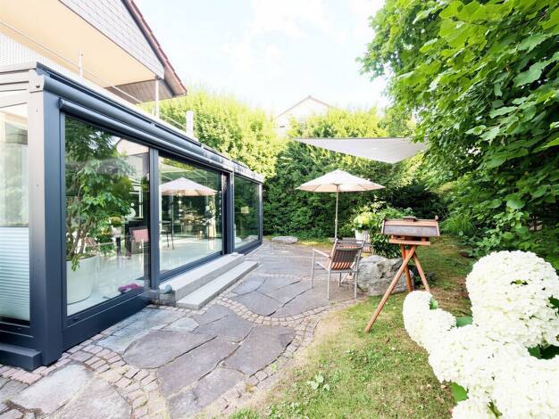 Einfamilienhaus zum Kauf 949.000 € 8,5 Zimmer 206 m² 594 m² Grundstück frei ab 01.10.2026 Böblingen Böblingen 71032