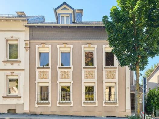 Doppelhaushälfte zum Kauf provisionsfrei 195.000 € 185 m² 393 m² Grundstück Attendorn Attendorn 57439