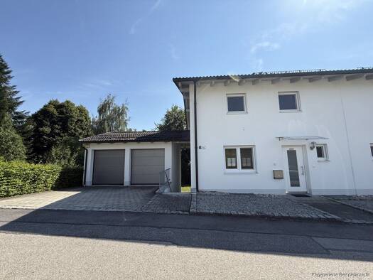 Doppelhaushälfte zur Miete 1.350 € 5 Zimmer 180 m² 361 m² Grundstück Rottenburg Rottenburg a. d. Laaber 84056