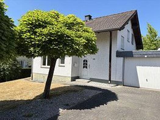 Einfamilienhaus zum Kauf provisionsfrei 399.000 € 4 Zimmer 120 m² 893 m² Grundstück frei ab sofort Roniger Hof Linz am Rhein 53545