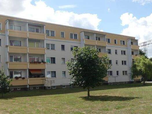 Wohnung zur Miete 405 € 3 Zimmer 67,1 m² frei ab 01.03.2026 Fritz-Reuter-Ring 21 Neubukow 18233