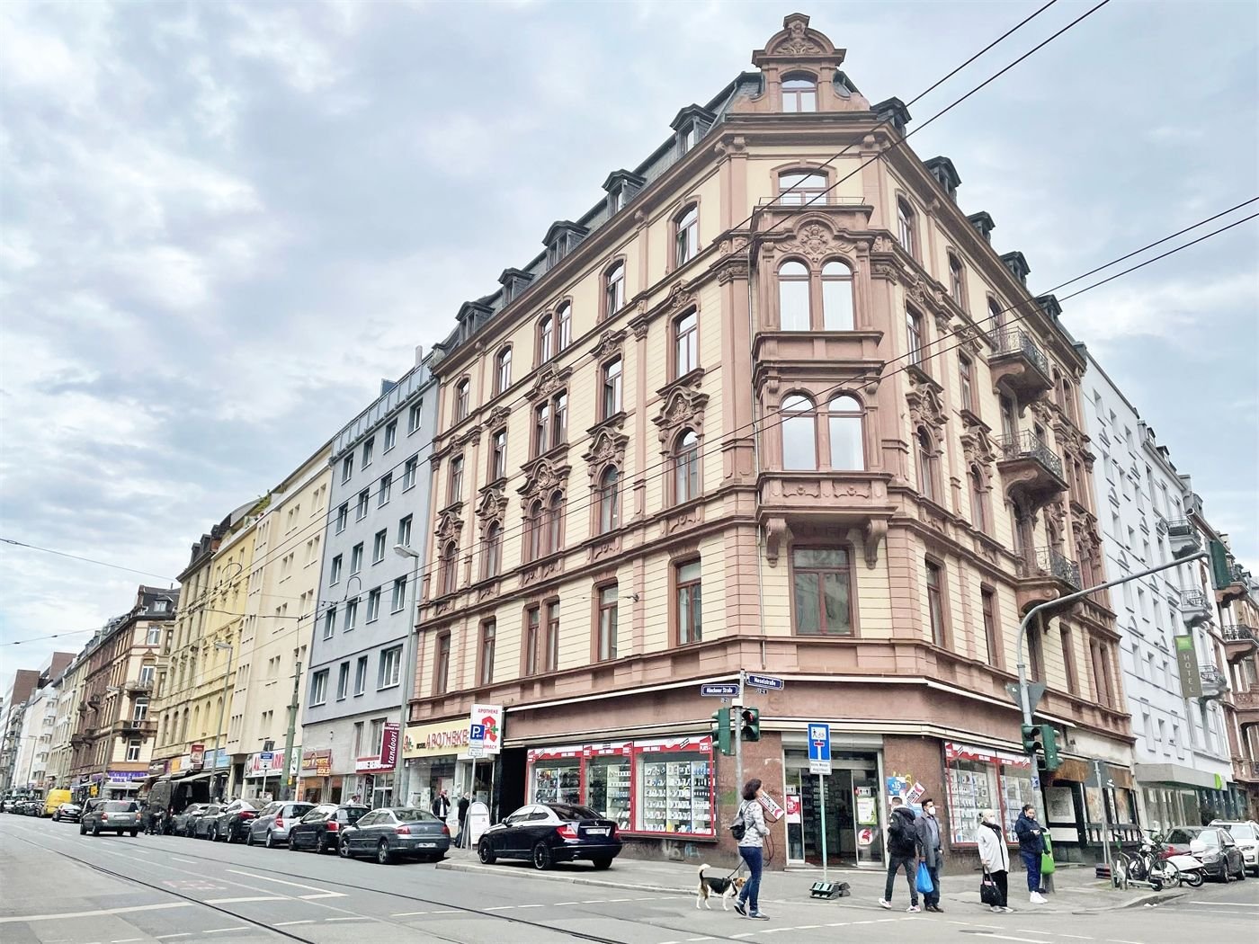 Bürofläche zur Miete 16 € 246 m²<br/>Bürofläche ab 246 m²<br/>Teilbarkeit Bahnhofsviertel Frankfurt am Main 60329