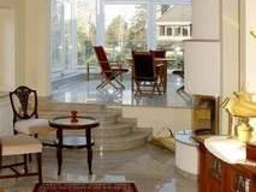 Wohnung zur Miete 1.500 € 4 Zimmer 130 m² Elmshorn 25336