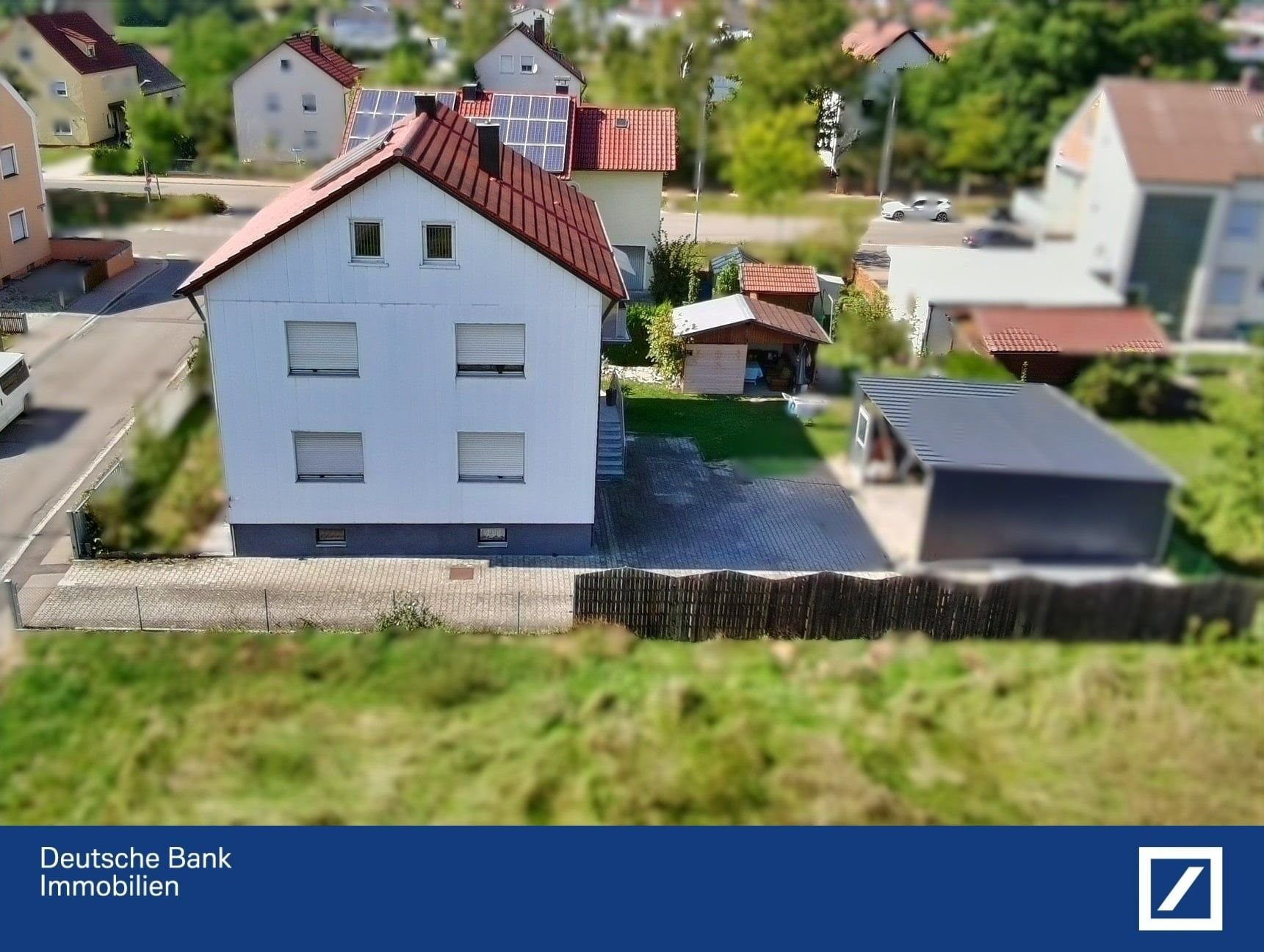 Mehrfamilienhaus zum Kauf 329.000 € 8 Zimmer 200 m²<br/>Wohnfläche 548 m²<br/>Grundstück ab sofort<br/>Verfügbarkeit Kernstadt Schwandorf Schwandorf 92421