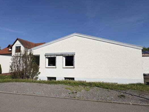 Produktionshalle zum Kauf 380.000 € 750 m² Lagerfläche Stein Hechingen 72379