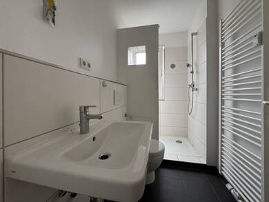 Wohnung zum Kauf 125.000 € 3 Zimmer 72,7 m² Heidestr. 22 Michelbach Aarbergen 65326