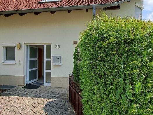 Doppelhaushälfte zur Miete 1.800 € 5 Zimmer 165 m² 240 m² Grundstück frei ab sofort Ellhofen 74248