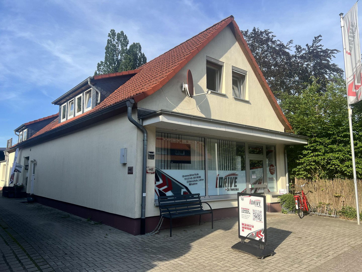 Mehrfamilienhaus zum Kauf provisionsfrei 358.000 € 7 Zimmer 185 m²<br/>Wohnfläche 598 m²<br/>Grundstück Lachendorf Lachendorf 29331