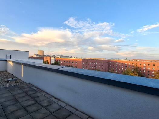 Wohnung zur Miete 907 € 2 Zimmer 56,7 m² 5. Geschoss Tangermünder Straße 81 Hellersdorf Berlin 12627