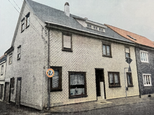 Reihenendhaus zum Kauf 70.000 € 310 m² 200 m² Grundstück frei ab sofort Geschwenda 98716