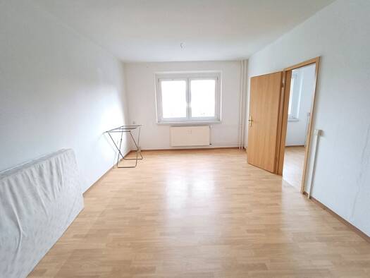 Wohnung zur Miete 274 € 2 Zimmer 49 m² EG frei ab sofort Allendestraße 67 Schmalkalden 98574