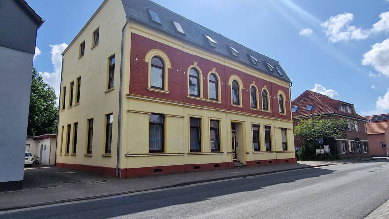 Mehrfamilienhaus zum Kauf provisionsfrei 625.000 € 20 Zimmer 522 m² 885 m² Grundstück Dorum Wurster Nordseeküste 27639