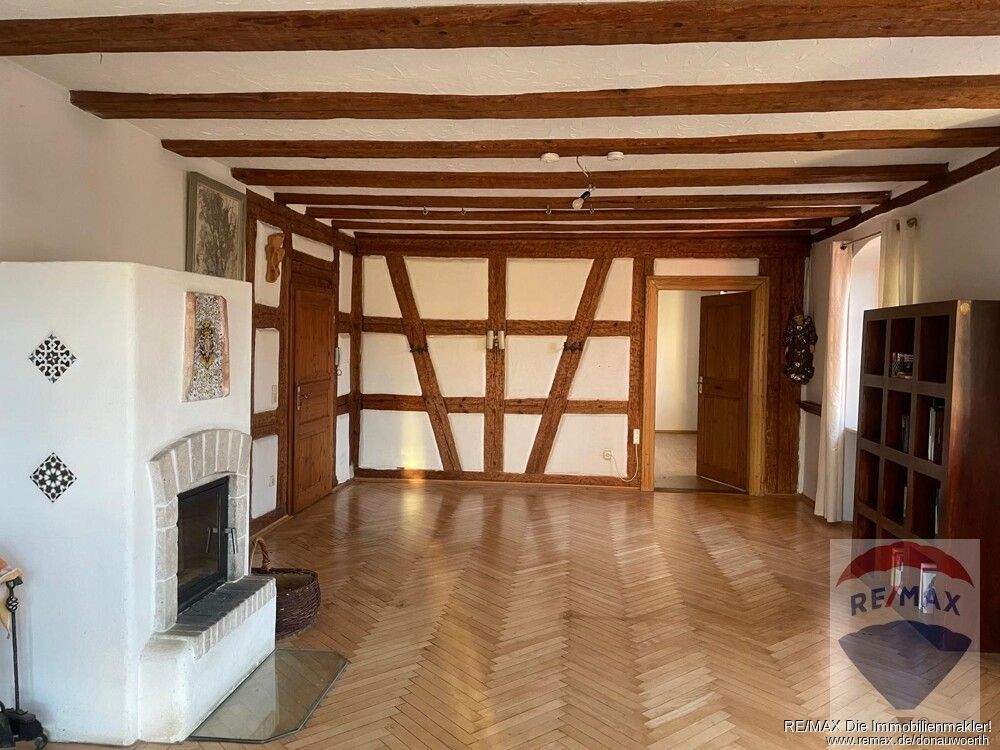 Immobilie in Thalmässing - Großzügige 5-Zimmer-Wohnung mit Garten, Sauna, Wintergarten & Hobbyraum - Wohnen mit Wohlfühlgarantie! - Bild 4