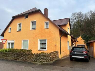 Einfamilienhaus zum Kauf 225.000 € 7 Zimmer 160 m² 785 m² Grundstück Saltendorf Teublitz 93158