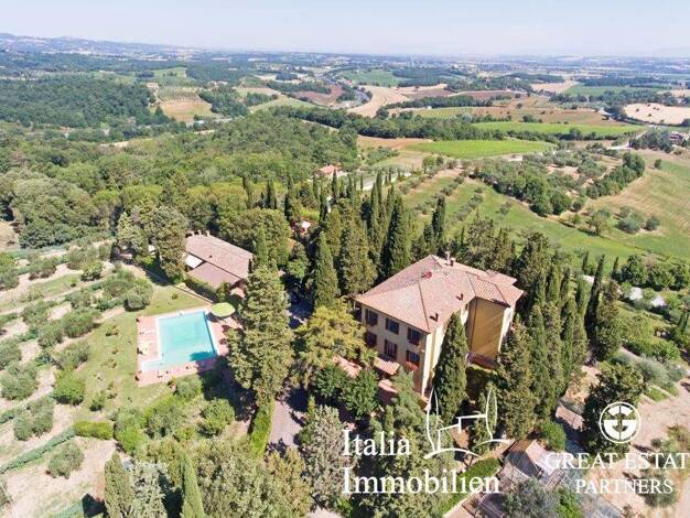 Villa zum Kauf 1.600.000 € 25 Zimmer 811 m² 26.000 m² Grundstück Chiusi 53043